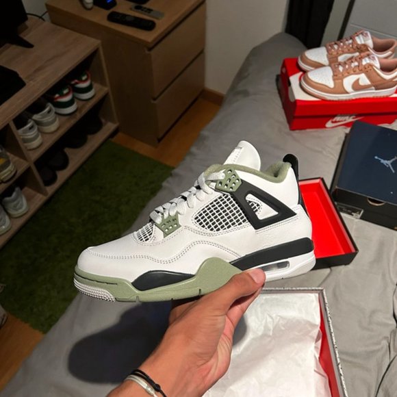 Jordan 4 Seafoam main image 4